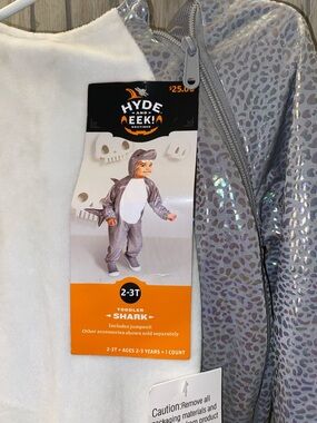 New HYDE And EEK Boutique 2T-3T Toddler Shark Halloween Costume
